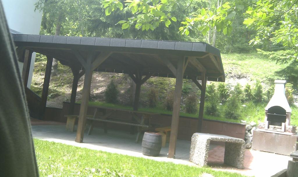 Drevenica Spanka Špania Dolina Kamer foto