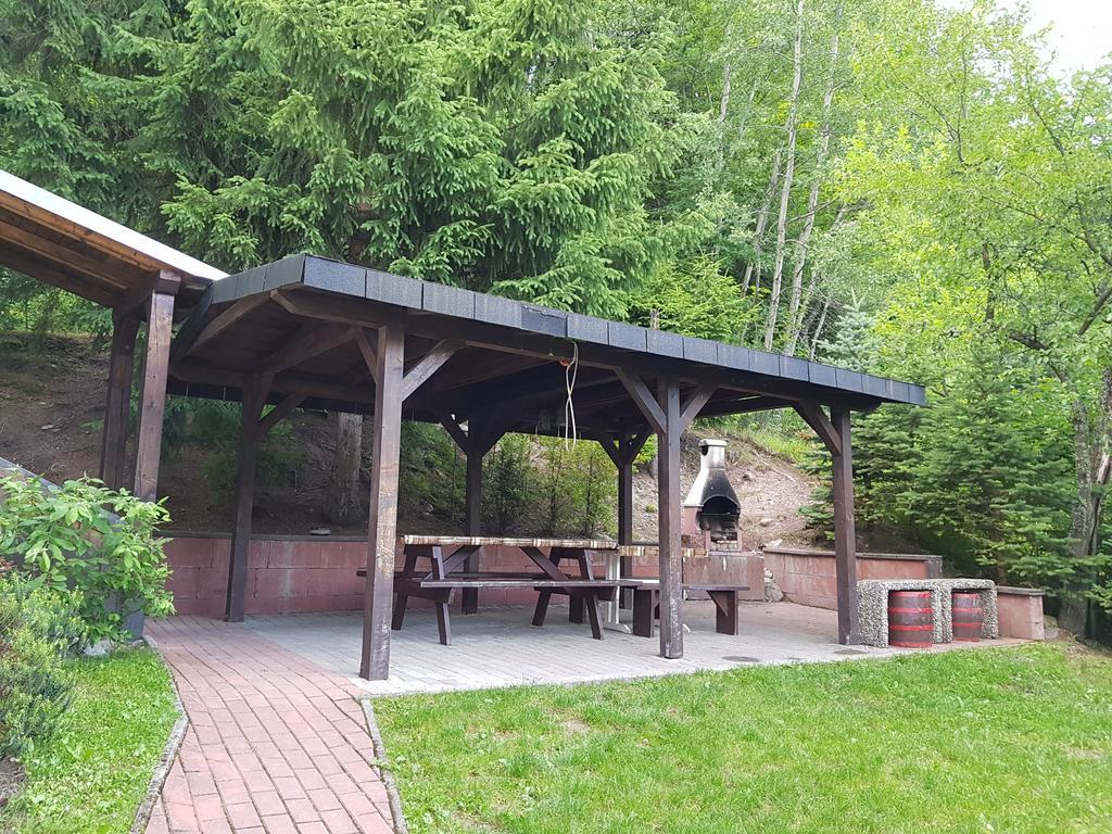 Drevenica Spanka Špania Dolina Buitenkant foto